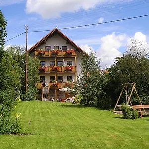 Gaestehaus & Huefner Herberg
