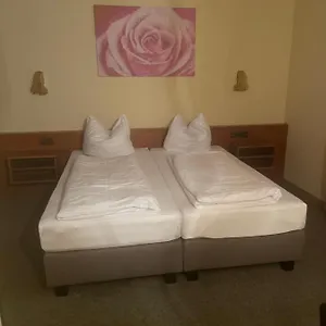 Zur Post Fromel Hotel